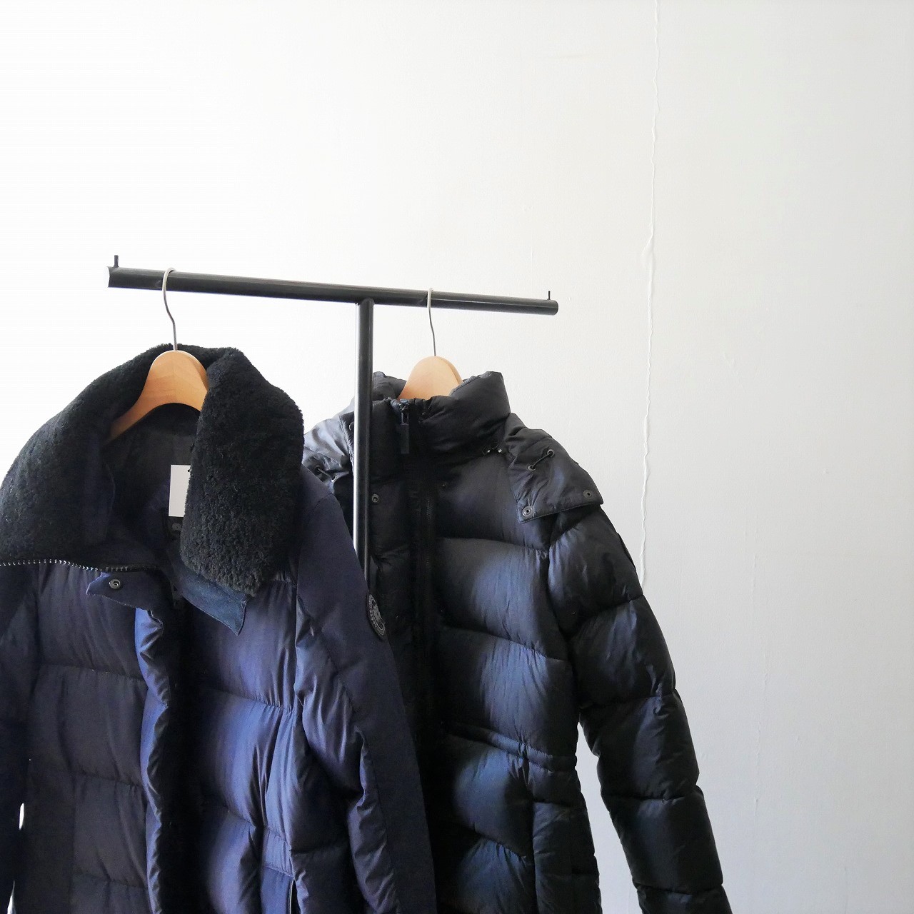 店舗新入荷情報：CANADA GOOSEのBLACK LABEL AROSA PARKA ダウン等が