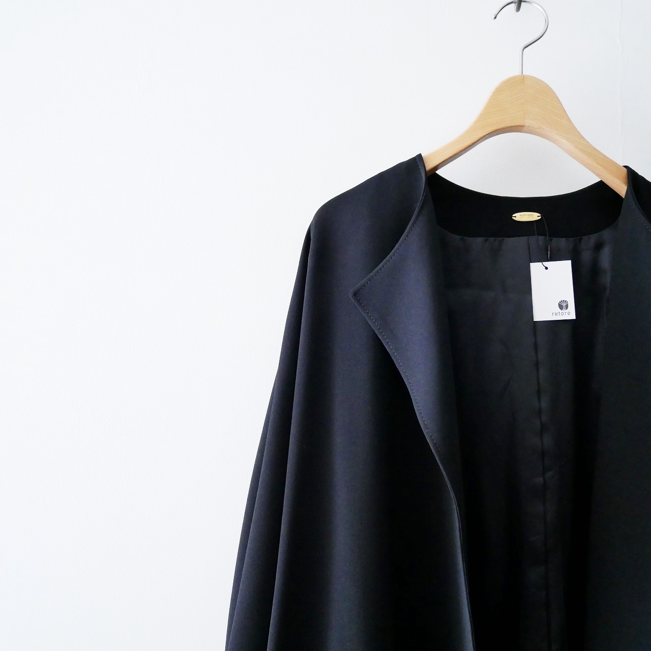 Deuxieme Classeのノーカラーコートとチェスターコートを買取入荷しました