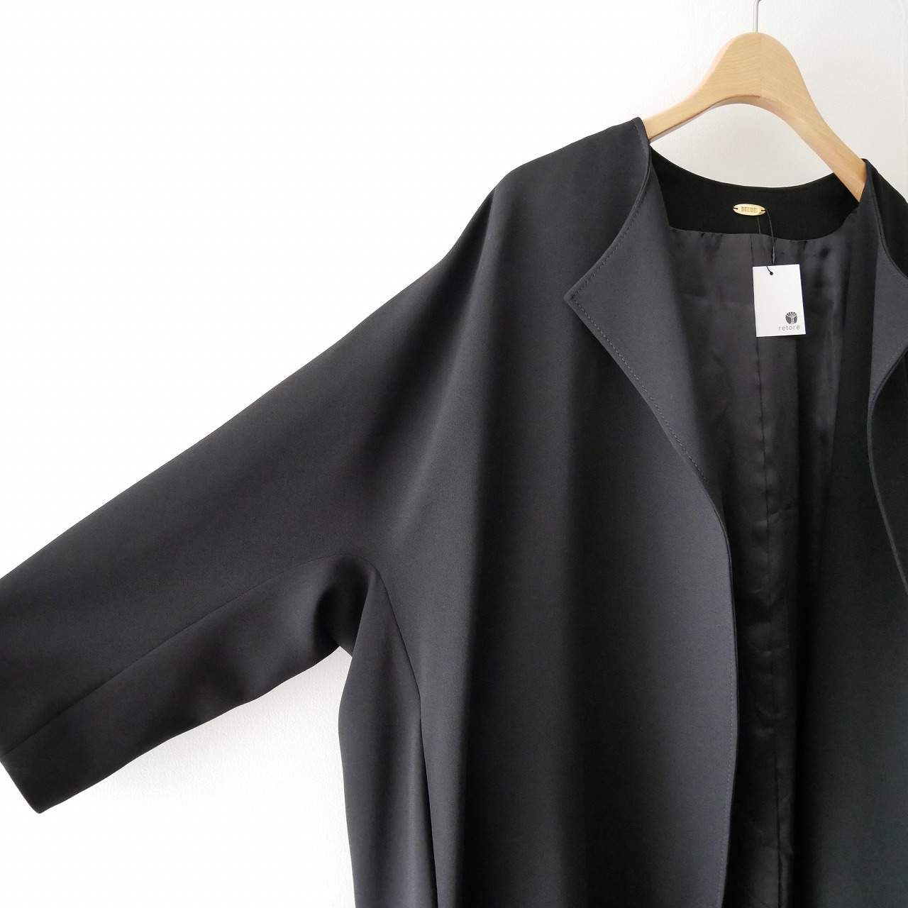 Deuxieme Classeのノーカラーコートとチェスターコートを買取入荷しました