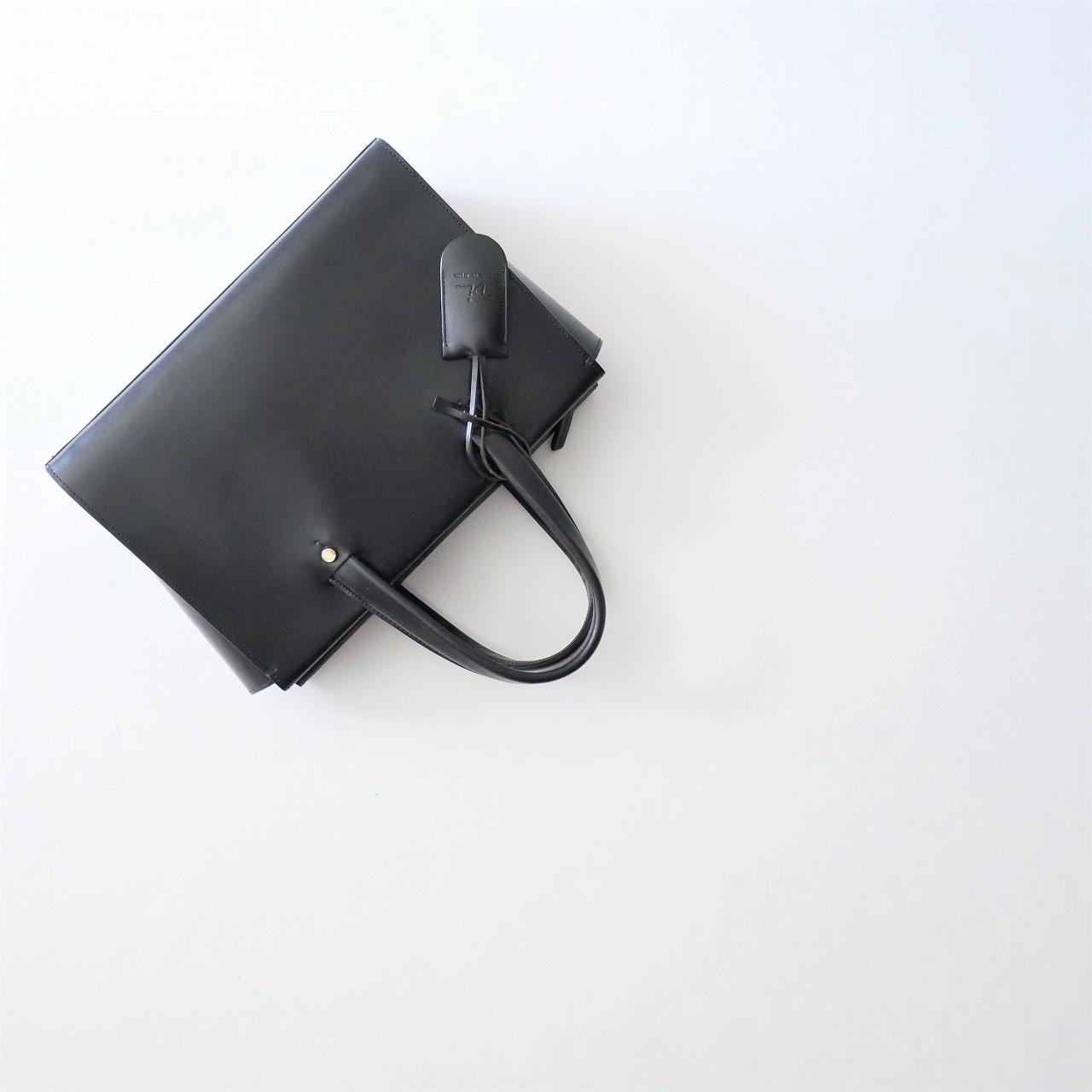 ViN レザーバッグ Handle Tote Bridle Leather