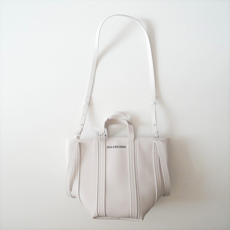 BALENCIAGA / EVERYDAY スモール NORTH-SOUTH ショルダートートバッグ　グレインカーフスキン