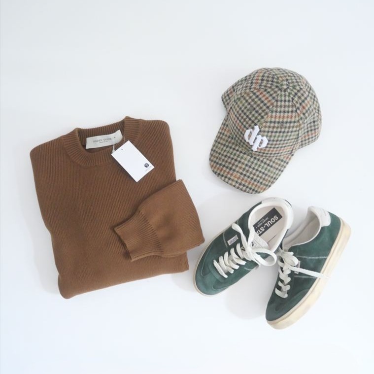 【オンラインストア・買取入荷】2024AW・人気完売品 GOLDEN GOOSE CREW NECK LOGO EMBROIDERY ゴールデングース